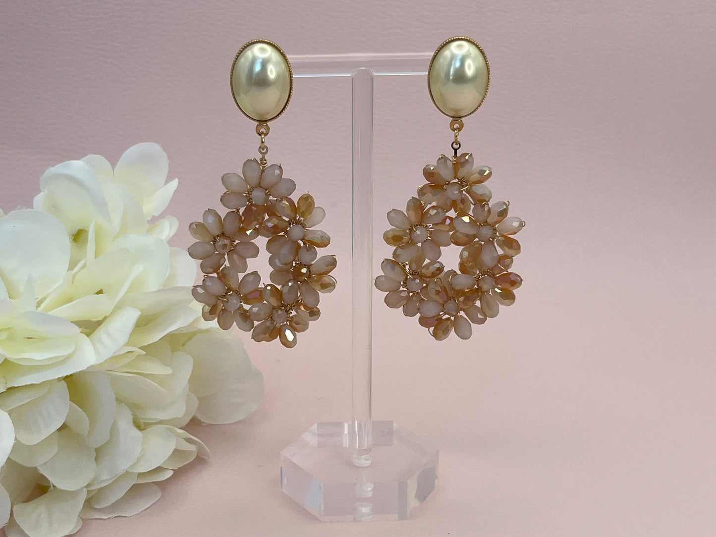 Glitzer Statementohrringe Blumen Creme Perlmutt - Laury goes Provence - LAURY LOVES PINK