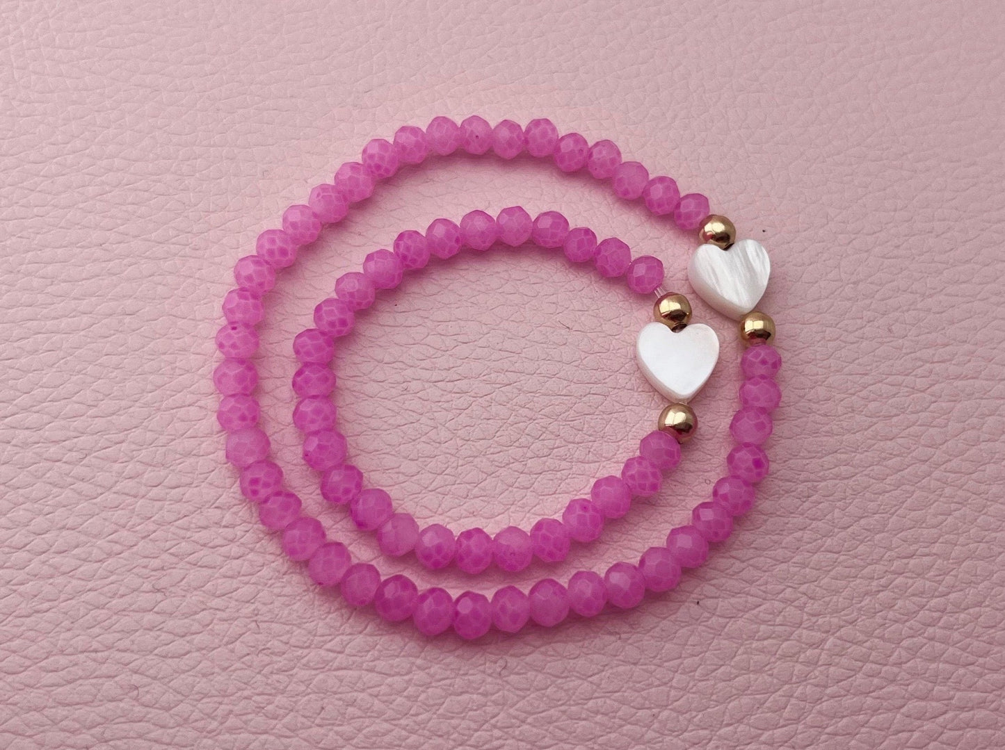 Mini me Set für Mutter und Tochter - Facettperlen Armbänder mit Perlmuttherz verschiedene Farben und Größen - Laury goes Cancún - LAURY LOVES PINK