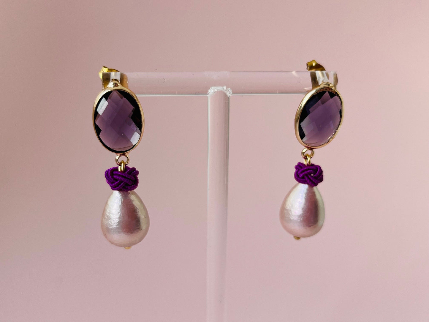 Perlenohrringe Knoten Kristallglas Flieder Lila - Laury goes Heidelberg - LAURY LOVES PINK