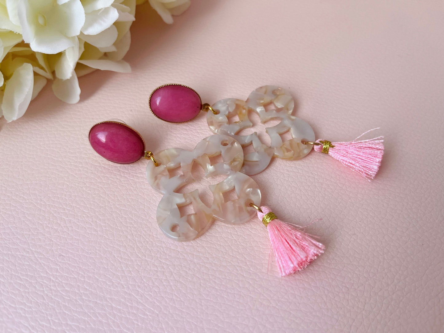 Ornamentohrringe Blume Miniquaste Rosa Perlmutt - Laury goes Capri - LAURY LOVES PINK