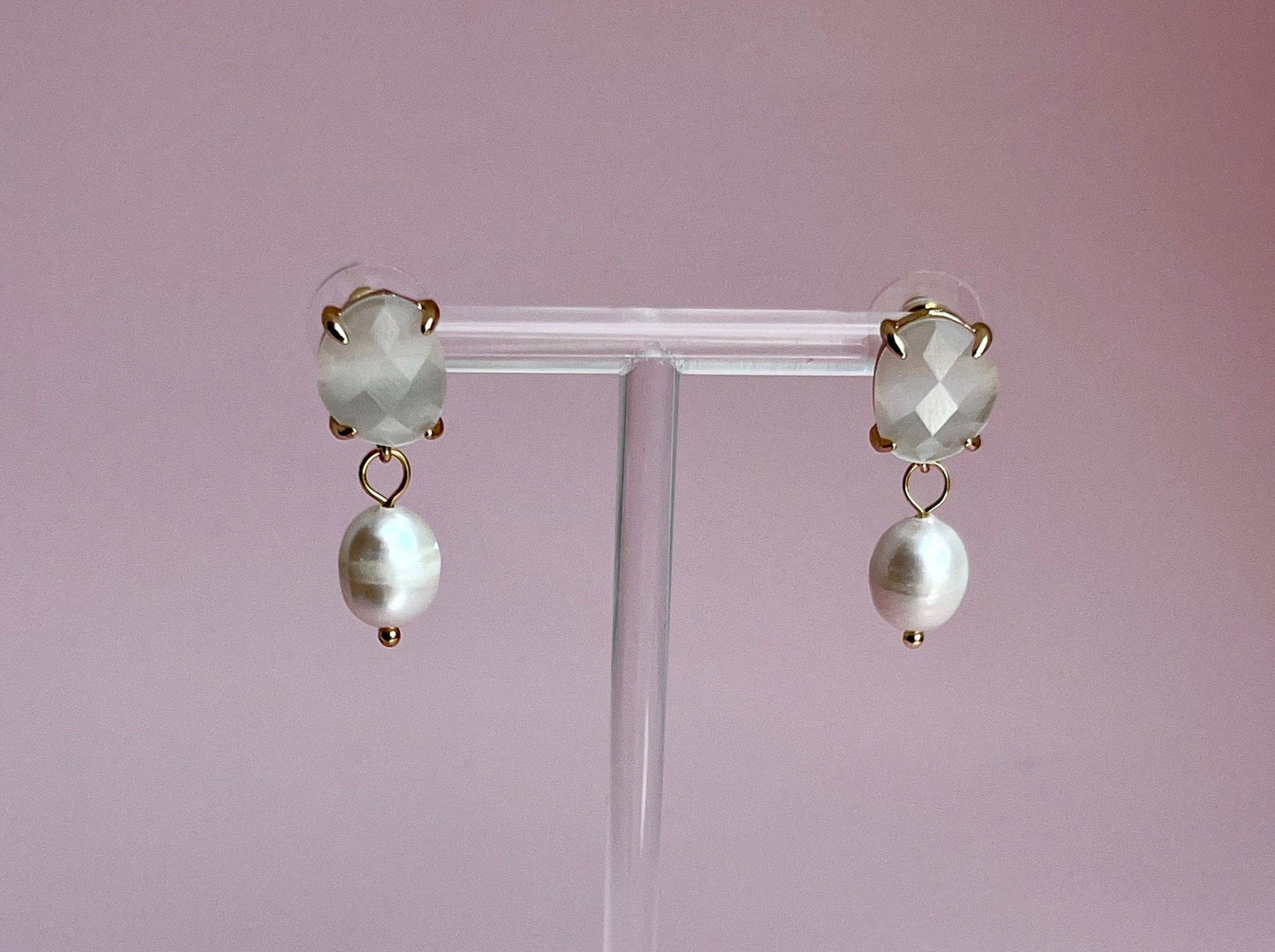 Perlenohrringe mit Kristallglasstecker weiß - Laury goes Oxford - LAURY LOVES PINK