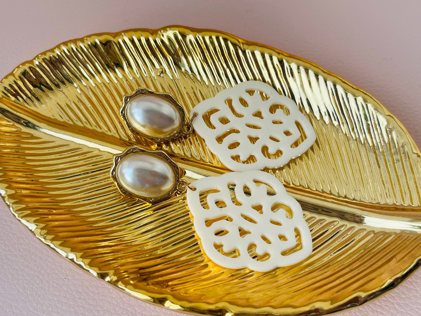 Ornamentohrringe Perlmutt Weiß - Laury goes Marrakesh - LAURY LOVES PINK