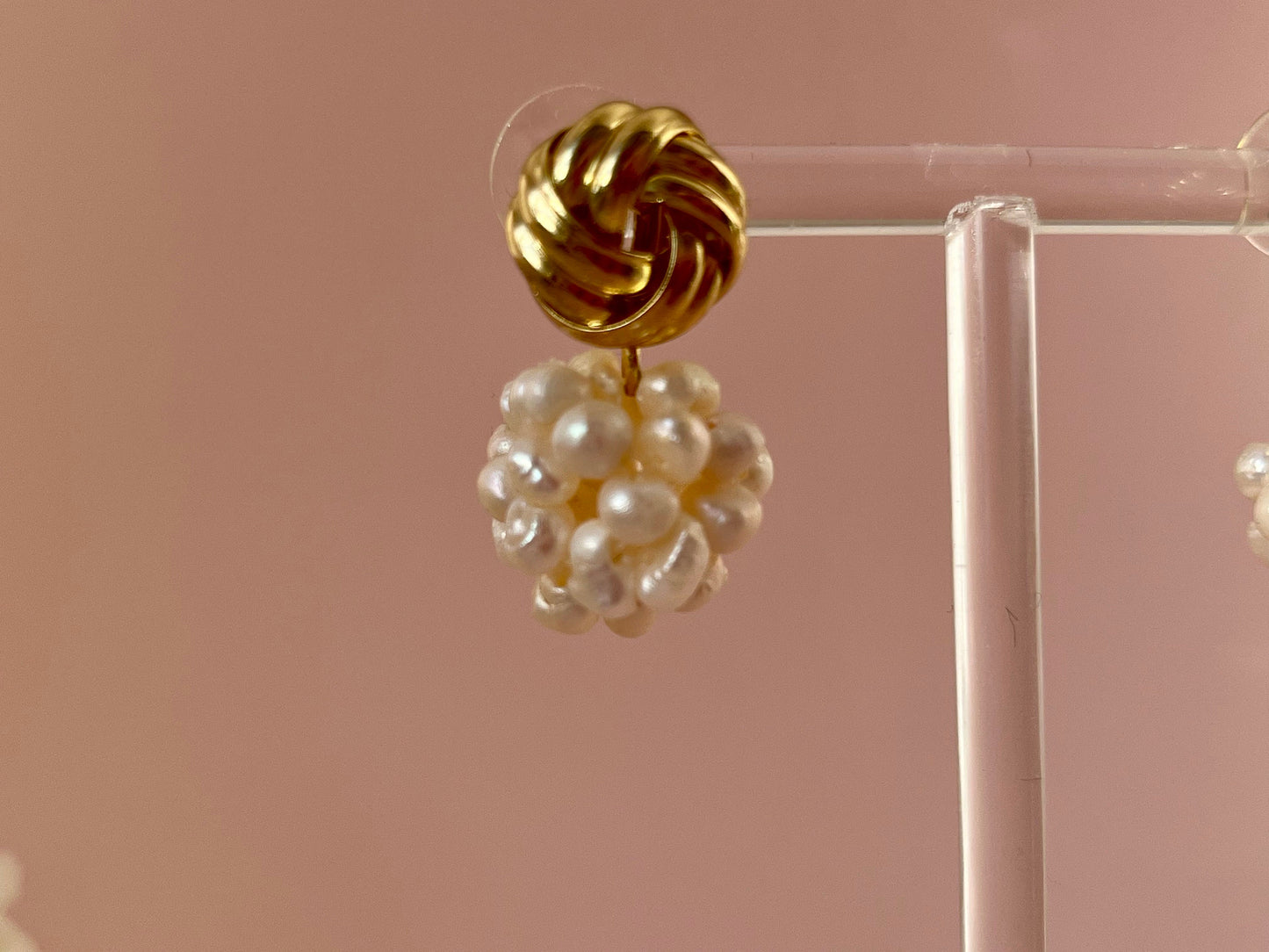 Perlenohrringe Cluster Knoten - Laury goes Oxford - LAURY LOVES PINK