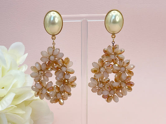 Glitzer Statementohrringe Blumen Creme Perlmutt - Laury goes Provence - LAURY LOVES PINK