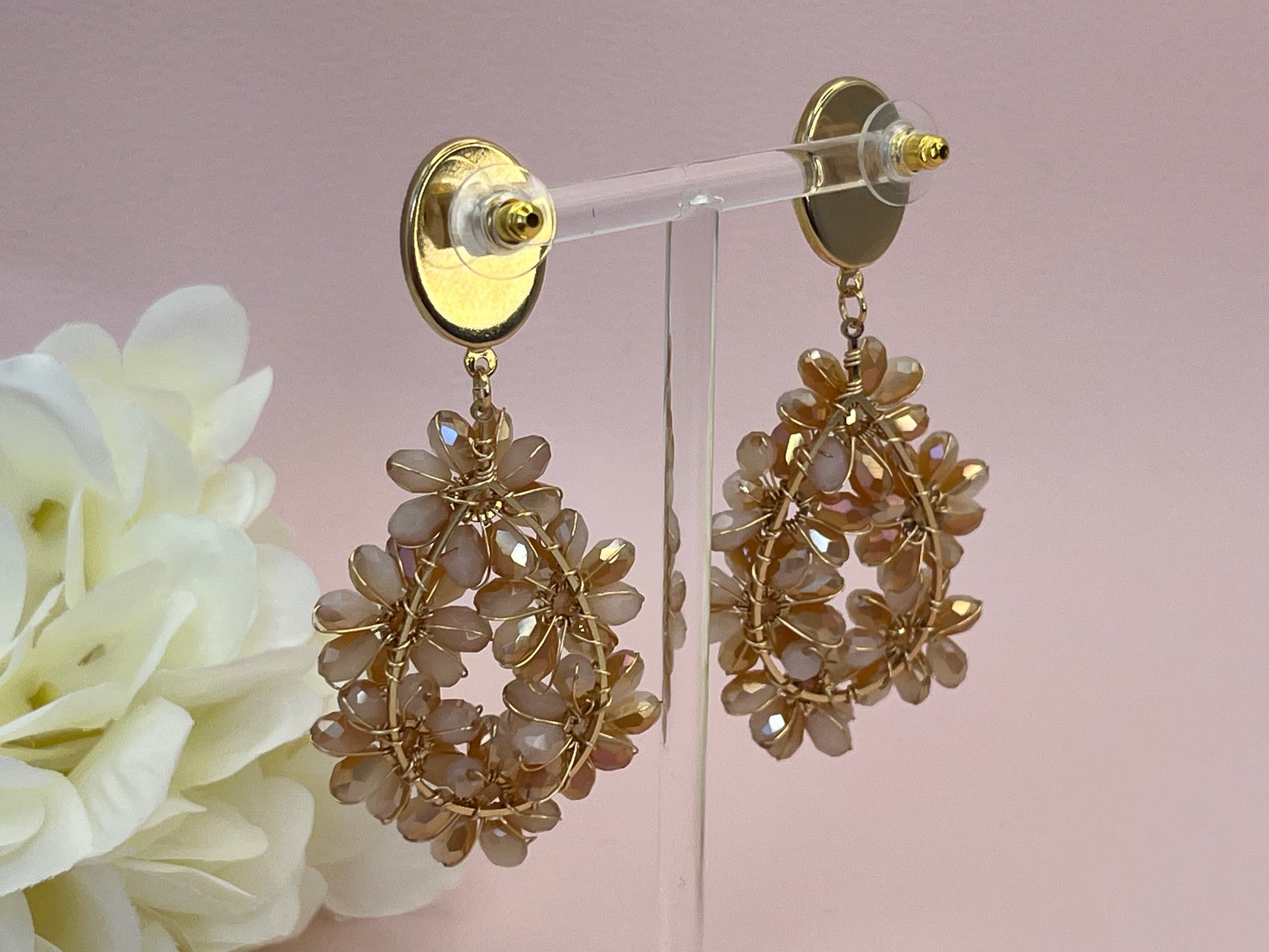 Glitzer Statementohrringe Blumen Creme Perlmutt - Laury goes Provence - LAURY LOVES PINK