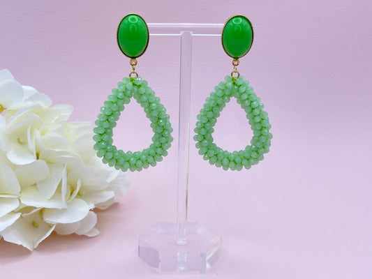 Glitzer Statement Ohrringe mit Facettperlen Tropfen an Ohrsteckern mit Jade Cabochons in Schwarz - Laury goes Côtes d‘Azure