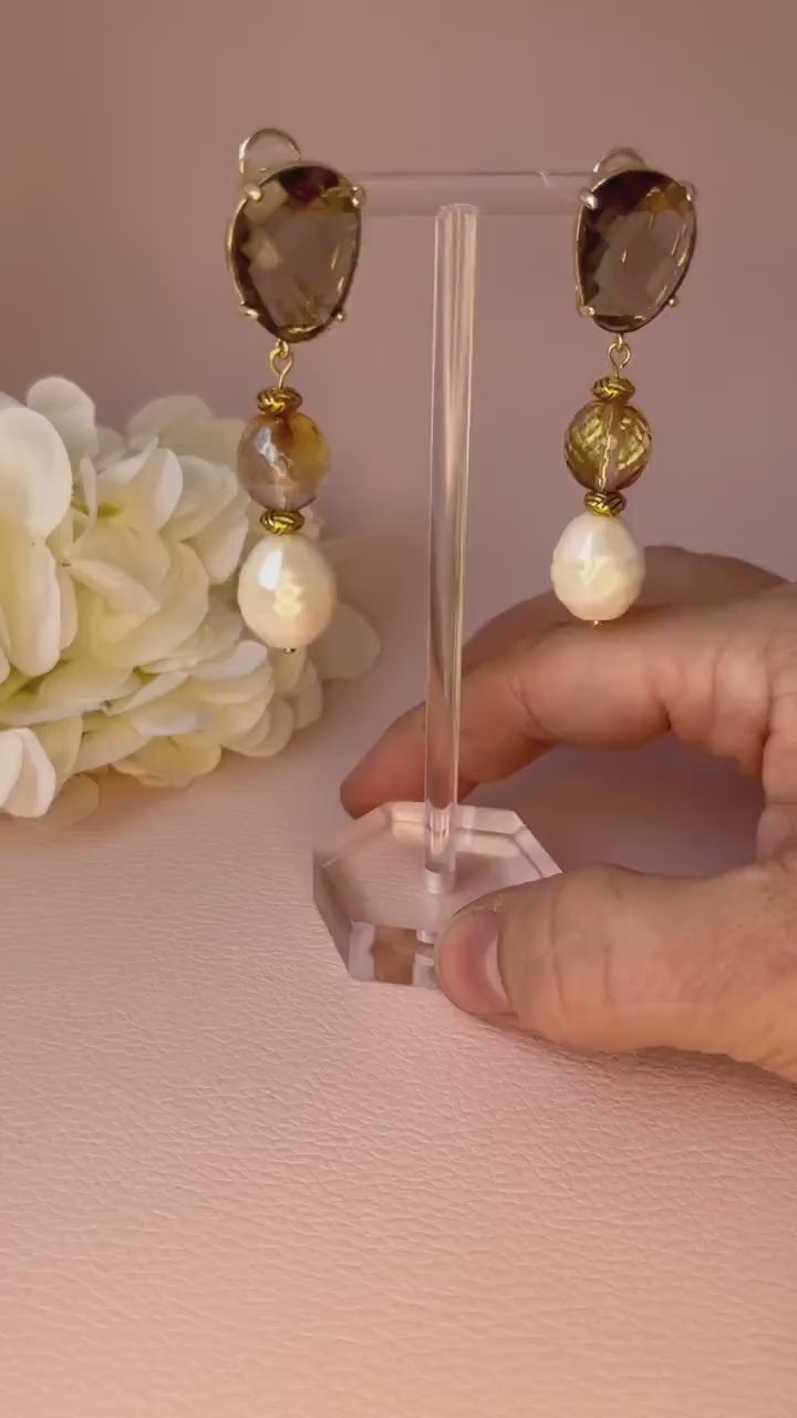 Perlenohrringe mit goldbraunen böhmischen Kristallperlen und Kristallglas Steckern, elegante Statement Ohrringe - Laury goes Valencia