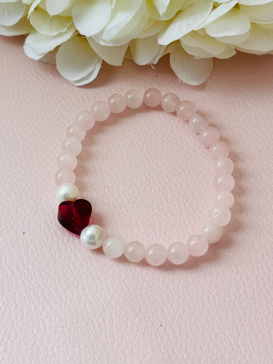 Rosenquarz und Perlen Armband mit Kristallherz - Laury goes Paris - LAURY LOVES PINK